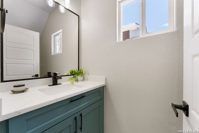 153 Stribling, San Antonio, TX 78204
