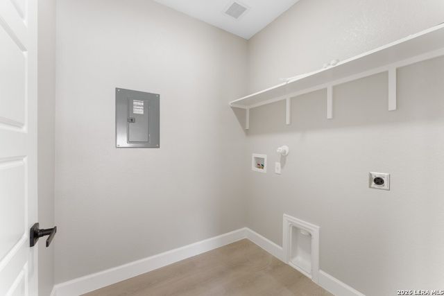 153 Stribling, San Antonio, TX 78204