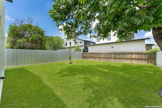 153 Stribling, San Antonio, TX 78204