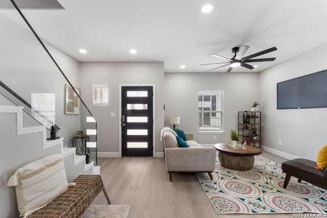 153 Stribling, San Antonio, TX 78204