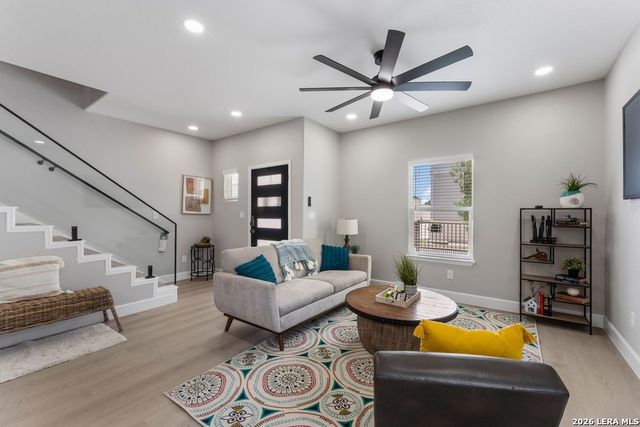 153 Stribling, San Antonio, TX 78204