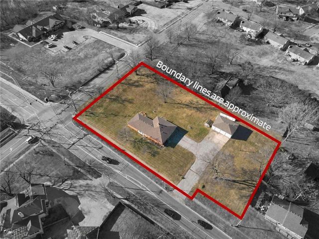 6640 Pflumm Road, Shawnee, KS 66216