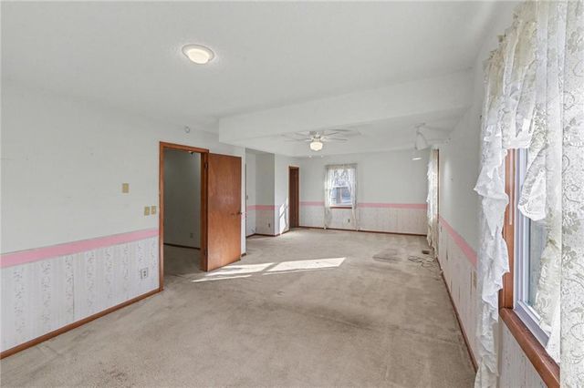 6640 Pflumm Road, Shawnee, KS 66216