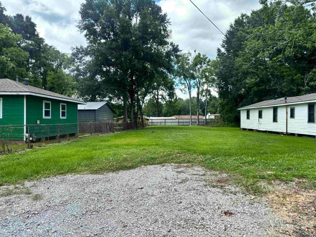 2055 Gore Rd, Baton Rouge, LA 70807