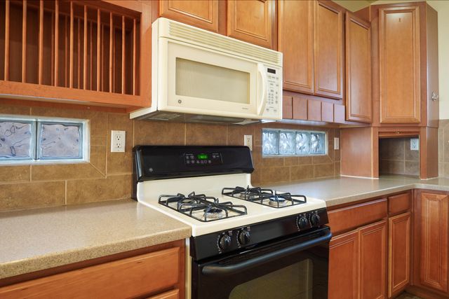 3316 Lockerbie Drive SE, Rio Rancho, NM 87124