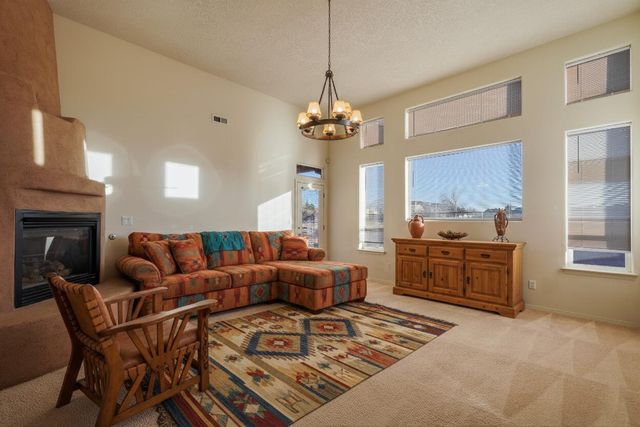 3316 Lockerbie Drive SE, Rio Rancho, NM 87124