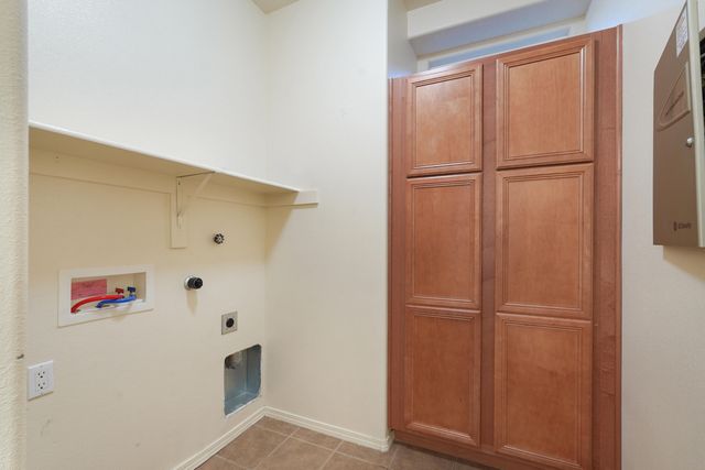 3316 Lockerbie Drive SE, Rio Rancho, NM 87124