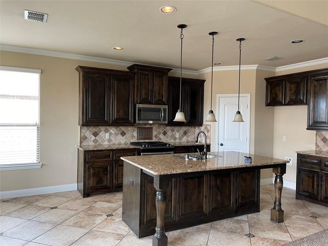 3004 Guadalupe Drive, Forney, TX 75126