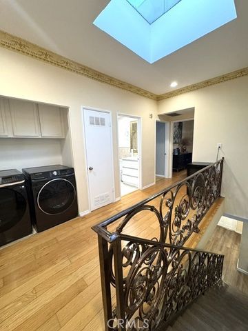 6828 Laurel Canyon Boulevard 211, North Hollywood, CA 91605