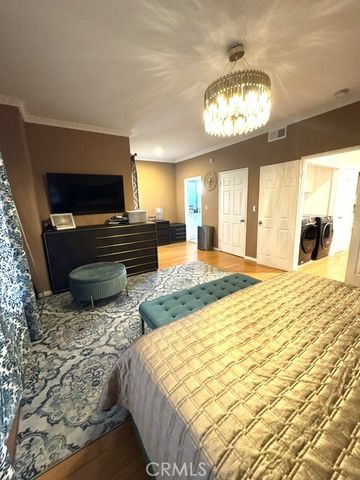 6828 Laurel Canyon Boulevard 211, North Hollywood, CA 91605