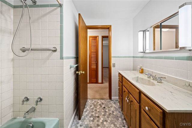 8541 Belnor Drive, Cicero, NY 13039