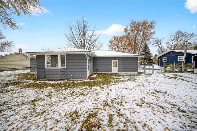 8541 Belnor Drive, Cicero, NY 13039