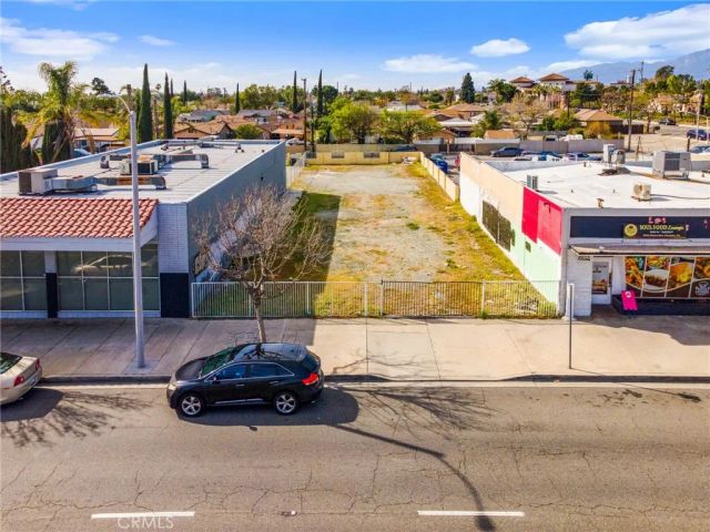 8830 Sierra, Fontana, CA 92335