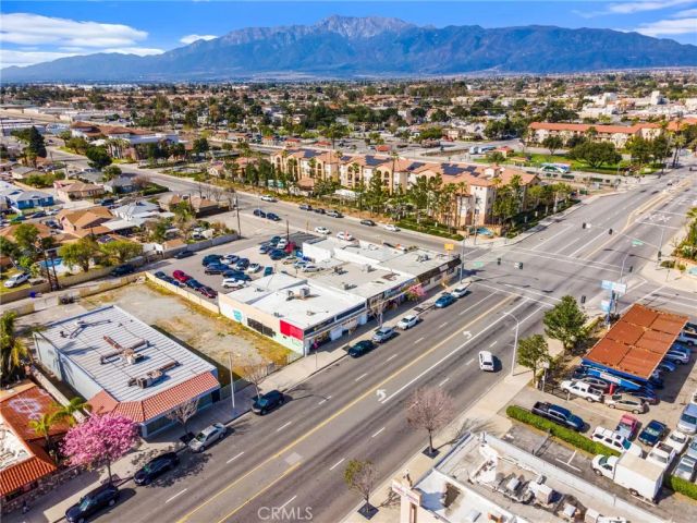 8830 Sierra, Fontana, CA 92335