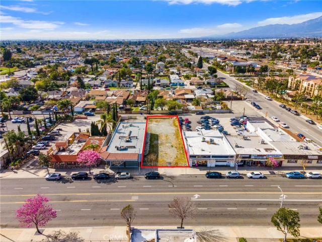 8830 Sierra, Fontana, CA 92335