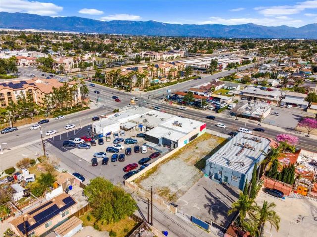 8830 Sierra, Fontana, CA 92335