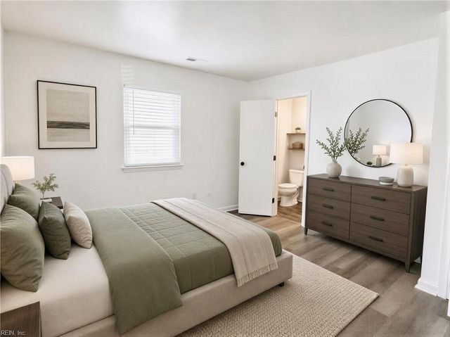 5440 Macqueen DR, Virginia Beach, VA 23464