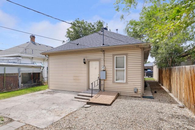 332 4th Ave W, Twin Falls, ID 83301