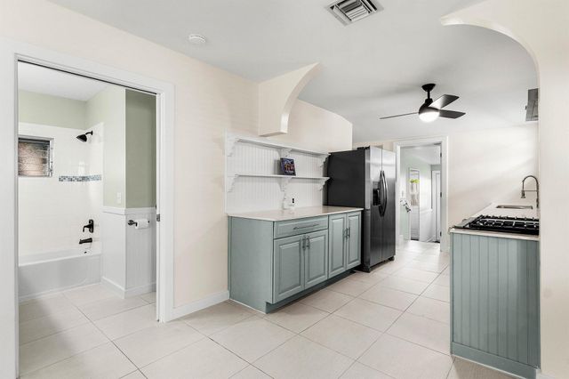 409 S M Street, Lake Worth Beach, FL 33460