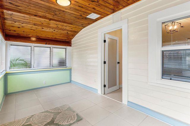 409 S M Street, Lake Worth Beach, FL 33460