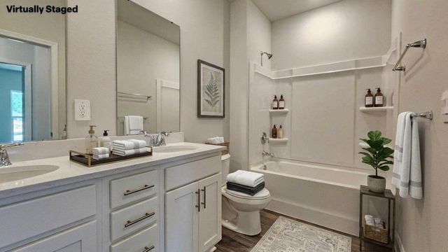 114 Lynnstone, Petal, MS 39465