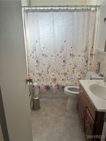 38 Steiner Avenue, Tonawanda, NY 14150