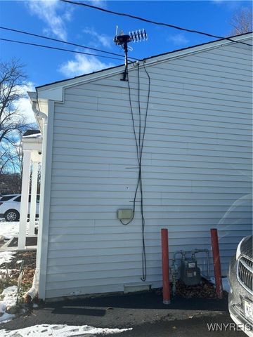 38 Steiner Avenue, Tonawanda, NY 14150