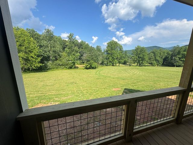 4 Turkey Cove Drive, Hayesville, NC 28904