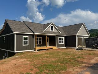 4 Turkey Cove Drive, Hayesville, NC 28904