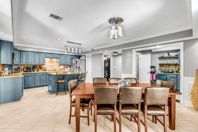 5420 Grande Lagoon Blvd, Pensacola, FL 32507