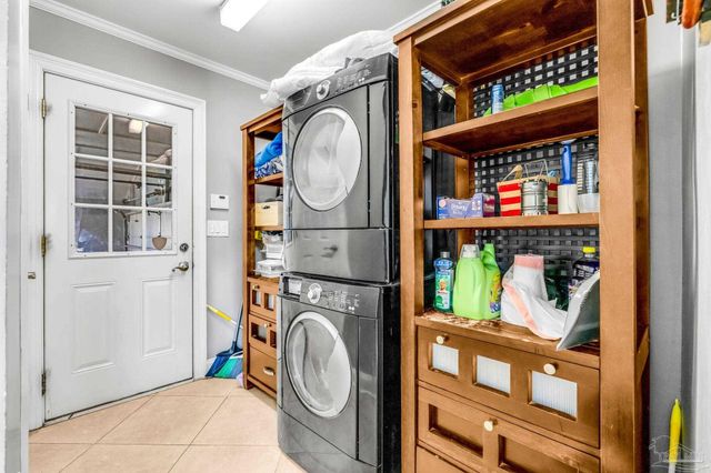 5420 Grande Lagoon Blvd, Pensacola, FL 32507