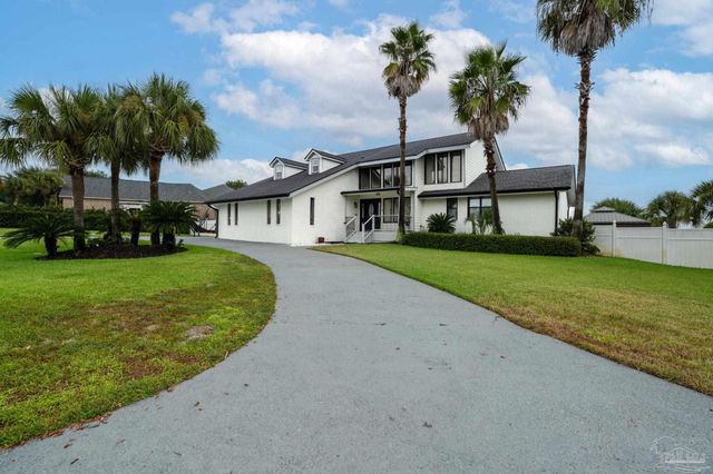 5420 Grande Lagoon Blvd, Pensacola, FL 32507