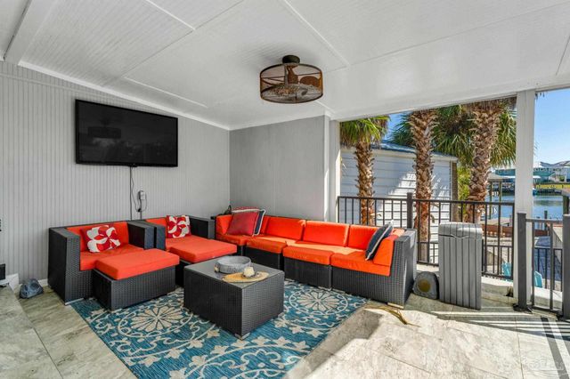 5420 Grande Lagoon Blvd, Pensacola, FL 32507