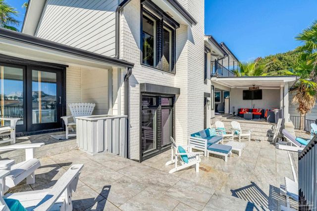 5420 Grande Lagoon Blvd, Pensacola, FL 32507