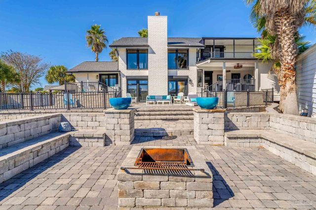 5420 Grande Lagoon Blvd, Pensacola, FL 32507