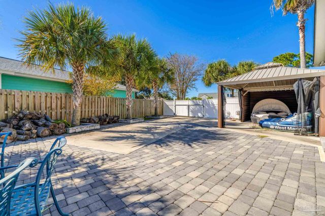5420 Grande Lagoon Blvd, Pensacola, FL 32507