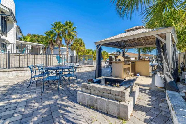 5420 Grande Lagoon Blvd, Pensacola, FL 32507