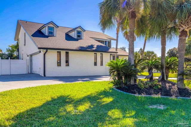 5420 Grande Lagoon Blvd, Pensacola, FL 32507