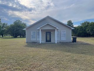 1239 N 2nd Street, Harrah, OK 73045