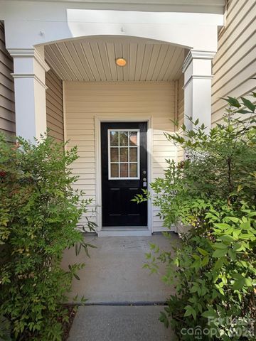 8948 Kirkley View Court, Charlotte, NC 28277