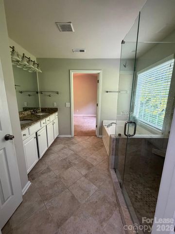 8948 Kirkley View Court, Charlotte, NC 28277