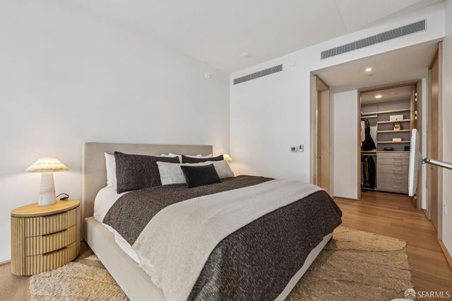 1 Steuart Lane 201, San Francisco, CA 94105