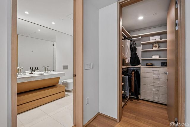 1 Steuart Lane 201, San Francisco, CA 94105