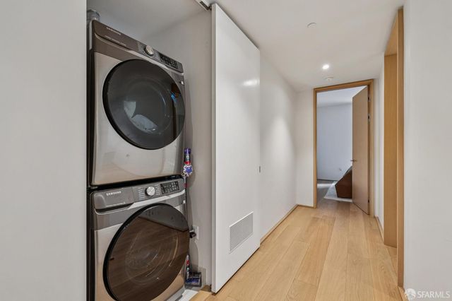 1 Steuart Lane 201, San Francisco, CA 94105