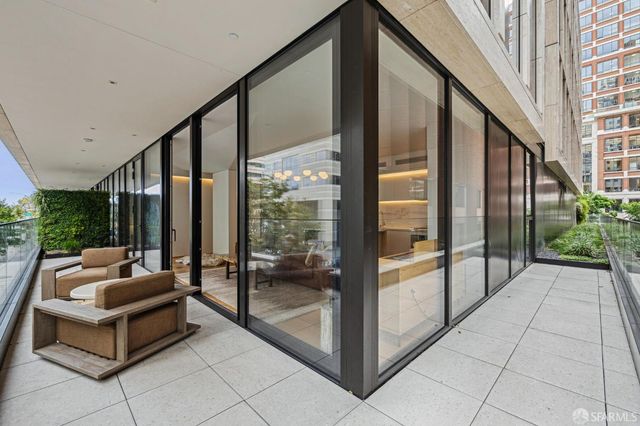 1 Steuart Lane 201, San Francisco, CA 94105