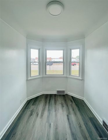 19250 Farmington Road, Livonia, MI 48152