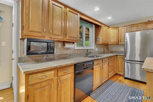 55 Burr Road, Haddam, CT 06441