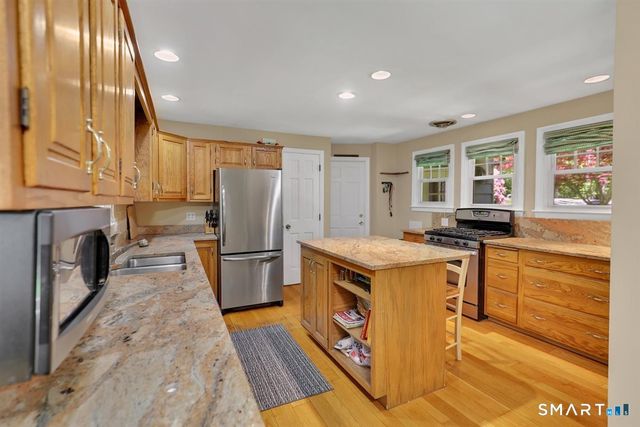 55 Burr Road, Haddam, CT 06441