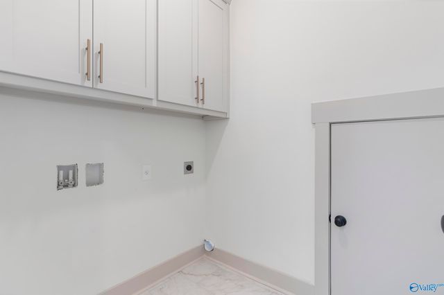 559 Farmingdale Road, Huntsville, AL 35803