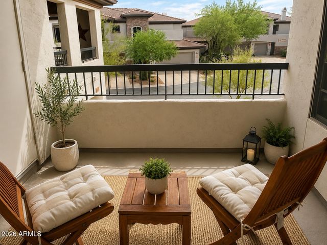 33550 N Dove Lakes Drive Unit 2027, Cave Creek, AZ 85331